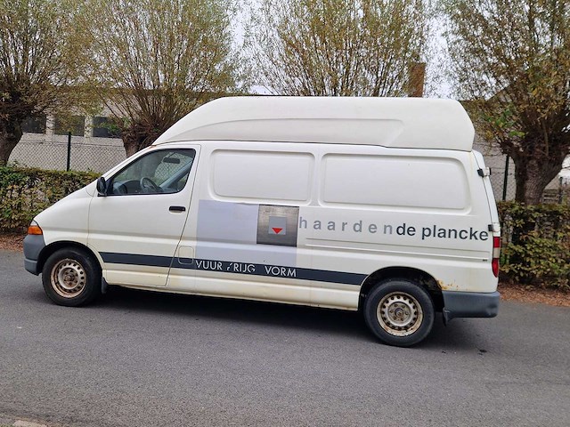 Toyota - 3 seater diesel van - hiace - van - afbeelding 16 van  18