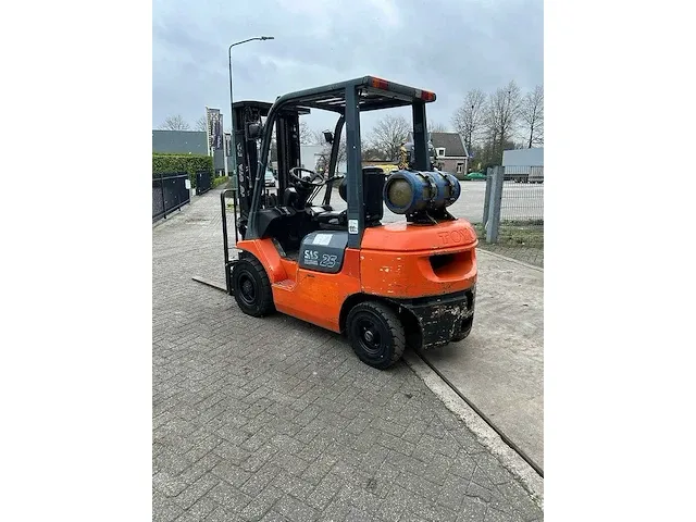 Toyota - 42-7fgf25 - vorkheftruck - afbeelding 1 van  7