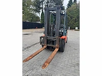 Toyota - reach forklift - 2003 - afbeelding 11 van  15