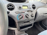 Toyota - yaris - 1.0-16v vvt-i sol - car - 1999 - afbeelding 9 van  21