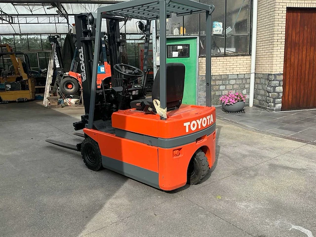 Toyota 2fbe10 vorkheftruck - afbeelding 10 van  16