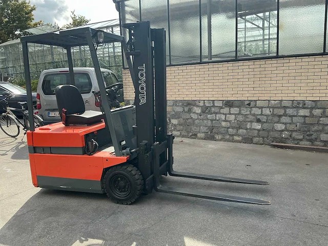 Toyota 2fbe10 vorkheftruck - afbeelding 14 van  16