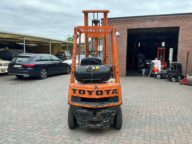 Toyota 3fgh14 vorkheftruck - afbeelding 22 van  25