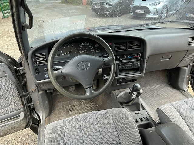 Toyota 4runner lichte vracht - afbeelding 2 van  24