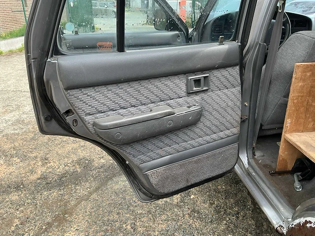 Toyota 4runner lichte vracht - afbeelding 9 van  24