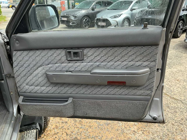 Toyota 4runner lichte vracht - afbeelding 10 van  24