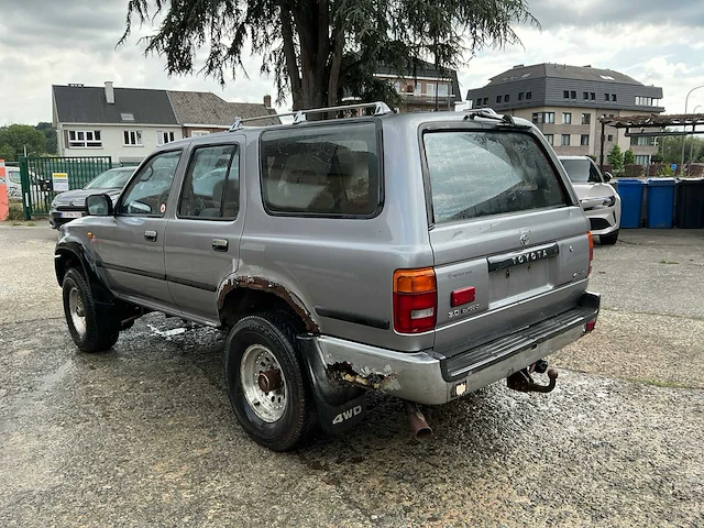 Toyota 4runner lichte vracht - afbeelding 20 van  24