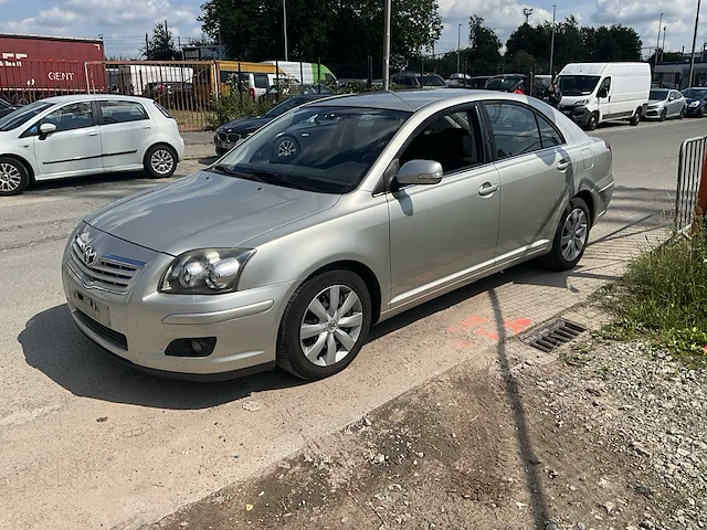 Toyota avensis - 2006 - afbeelding 1 van  30
