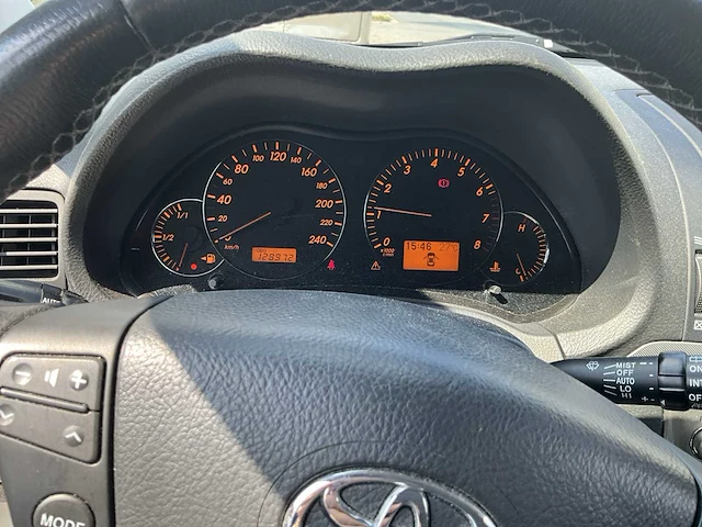 Toyota avensis - 2006 - afbeelding 16 van  30