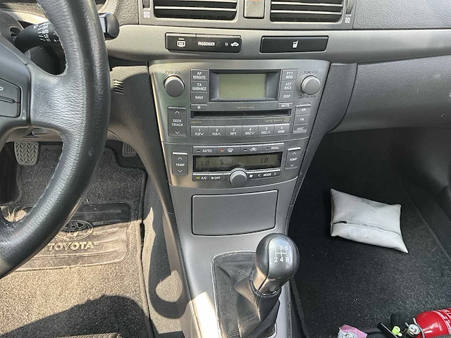 Toyota avensis - 2006 - afbeelding 18 van  30