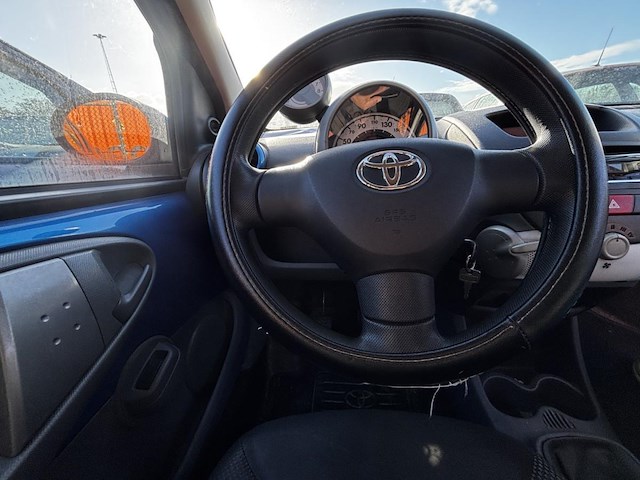 Toyota aygo 1.0i vvt-i car dance,2010 - afbeelding 3 van  21
