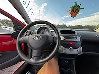 Toyota aygo 1.0i vvt-i toronto 68,2011 - afbeelding 3 van  37