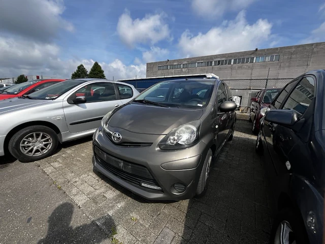 Toyota aygo,2012 - afbeelding 1 van  31