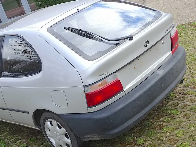 Toyota corolla 1.3 xli automatic (oldtimer) - afbeelding 4 van  44