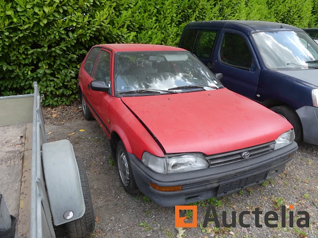 Toyota corolla car (voor onderdelen) - afbeelding 14 van  19