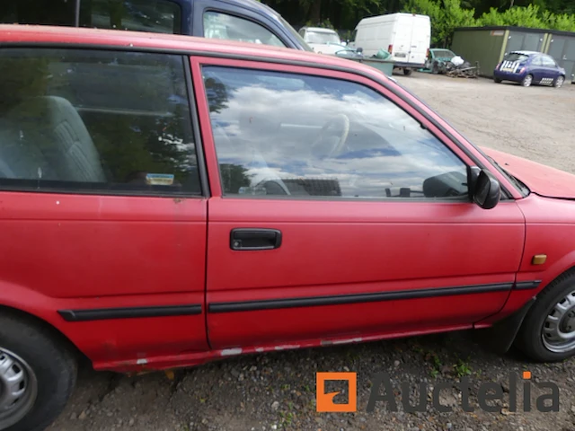 Toyota corolla car (voor onderdelen) - afbeelding 16 van  19