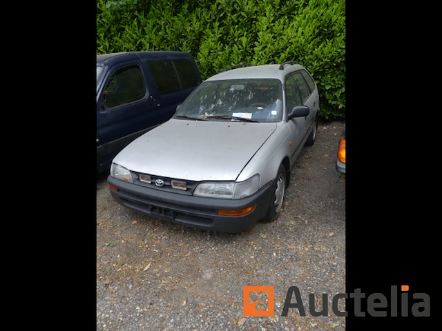 Toyota corolla car (voor onderdelen) - afbeelding 4 van  10
