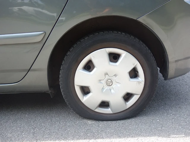 Toyota corolla - afbeelding 10 van  18