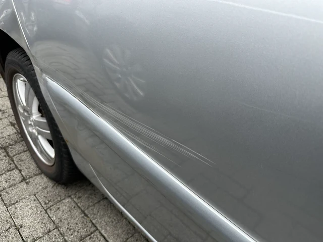 Toyota corrolla, 2004 - afbeelding 17 van  29