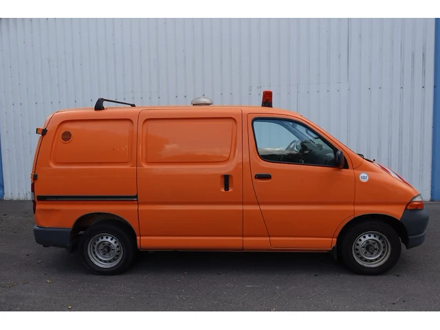 Toyota hiace 4x4 - afbeelding 16 van  21