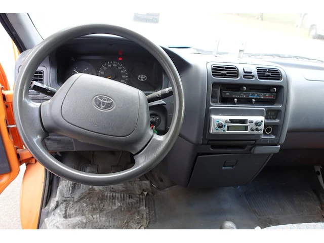 Toyota hiace 4x4 - afbeelding 18 van  21