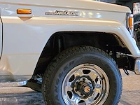 Toyota land cruiser 2.0 turbo-d (frp-top) - afbeelding 11 van  55