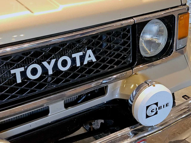 Toyota land cruiser 2.0 turbo-d (frp-top) - afbeelding 13 van  55