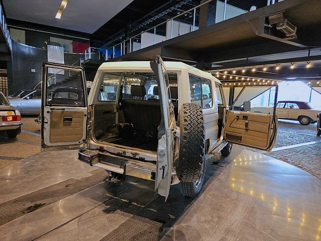 Toyota land cruiser 2.0 turbo-d (frp-top) - afbeelding 28 van  55