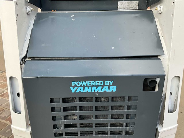 Toyota sdk3 skid steer loader - afbeelding 14 van  32