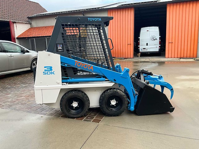 Toyota sdk3 skid steer loader - afbeelding 29 van  32