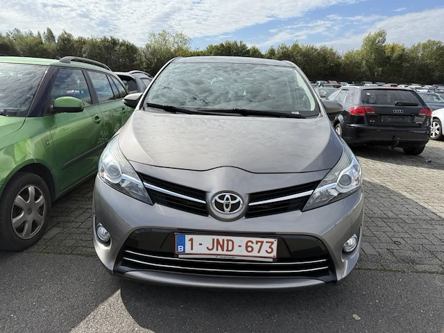 Toyota verso 1.6 d-4d skyview 5pl. 112,2015 - afbeelding 12 van  35
