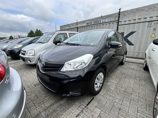 Toyota yaris 1.0i vvt-i pure 69, 2014 - afbeelding 1 van  22