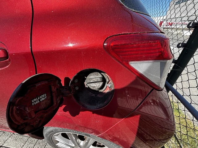 Toyota yaris 1.33i vvt-i lounge 99, 2012 - afbeelding 18 van  32