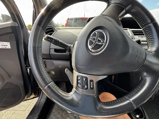 Toyota yaris 1.33i vvt-i luna mmt 100 at,2009 - afbeelding 7 van  26