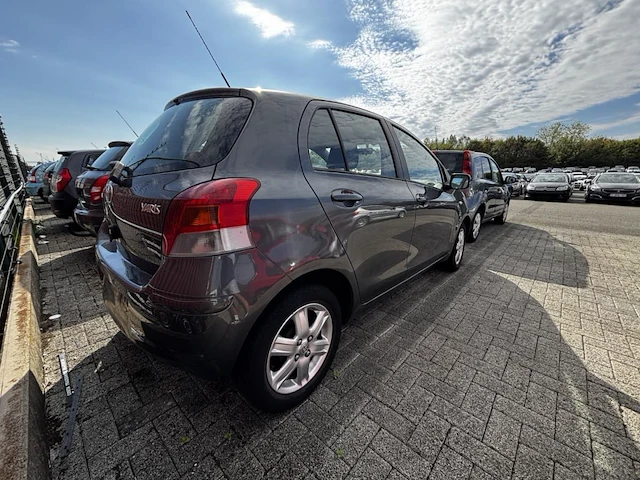 Toyota yaris 1.33i vvt-i luna mmt 100 at,2009 - afbeelding 22 van  26