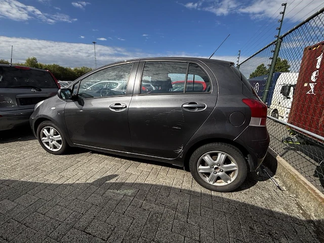Toyota yaris 1.33i vvt-i luna mmt 100 at,2009 - afbeelding 24 van  26