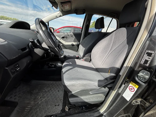 Toyota yaris 1.33i vvt-i luna mmt 100 at,2009 - afbeelding 26 van  26