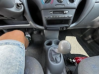Toyota yaris, 2001 - afbeelding 2 van  26
