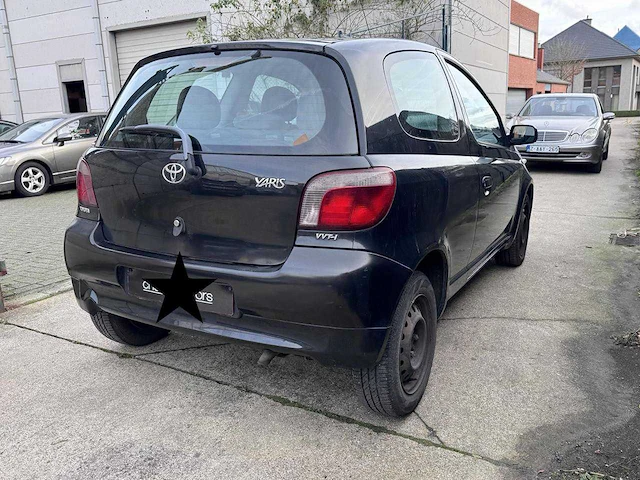 Toyota yaris, 2001 - afbeelding 9 van  13