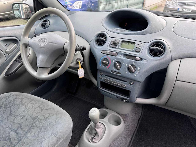 Toyota yaris, 2001 - afbeelding 12 van  13