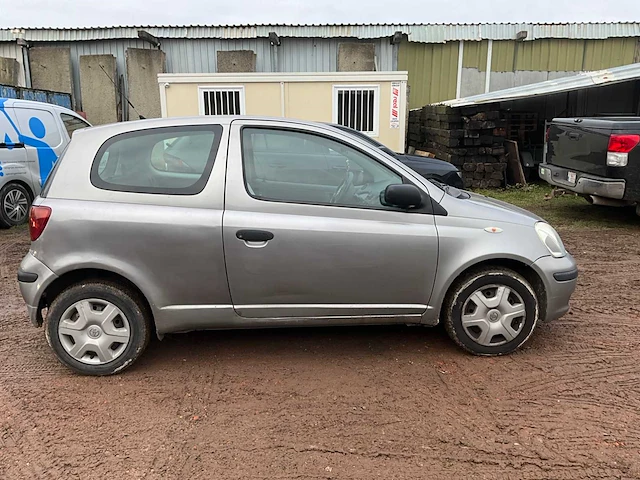Toyota yaris, 2004 - afbeelding 17 van  22