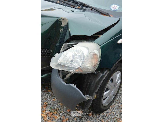 Toyota yaris - afbeelding 3 van  17