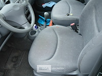 Toyota yaris - afbeelding 9 van  17