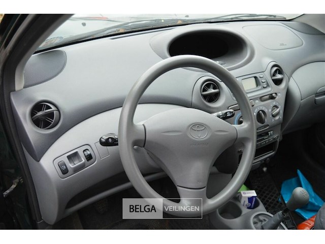 Toyota yaris - afbeelding 12 van  17