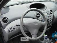 Toyota yaris - afbeelding 12 van  17