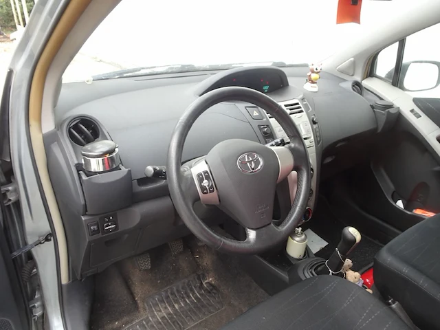 Toyota yaris - afbeelding 6 van  11