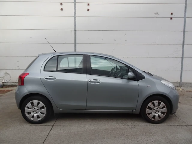 Toyota yaris - afbeelding 11 van  11