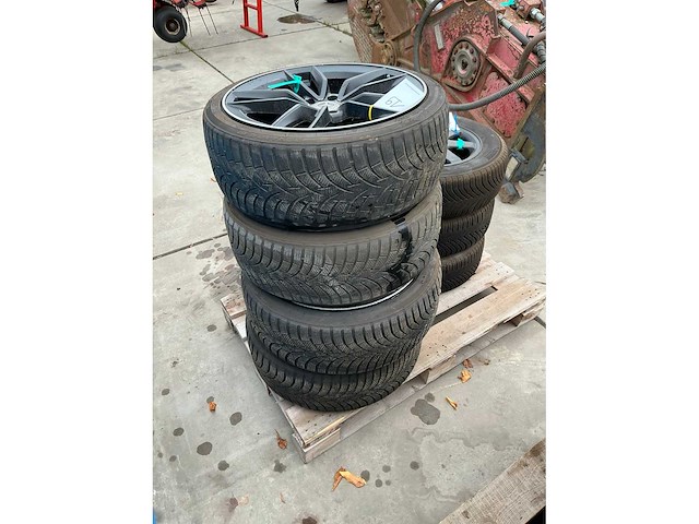 Toyotires observe s944 autoband met mercedes velg (4x) - afbeelding 3 van  10