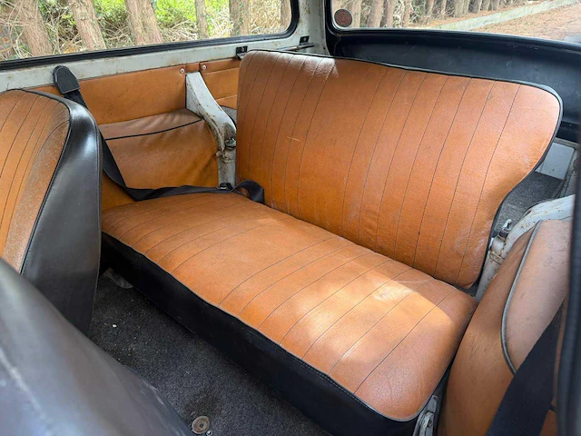 Trabant p601kx oldtimer - 1979 - afbeelding 7 van  30