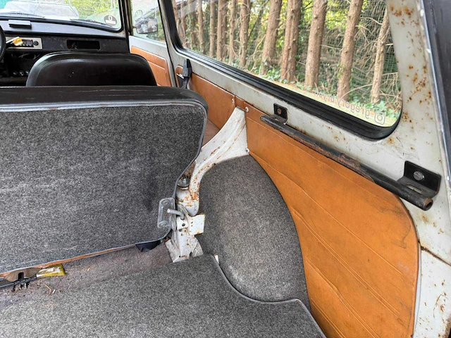 Trabant p601kx oldtimer - 1979 - afbeelding 15 van  30
